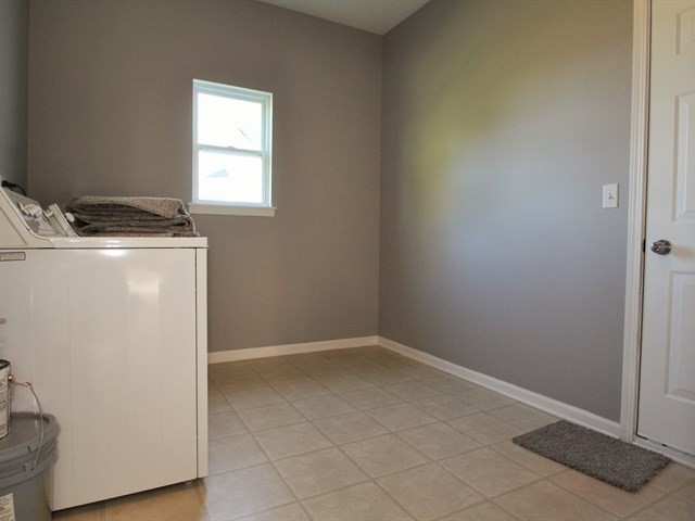 481 Windett Ridge Road Yorkville, IL 60560 - Photo 13 of 32