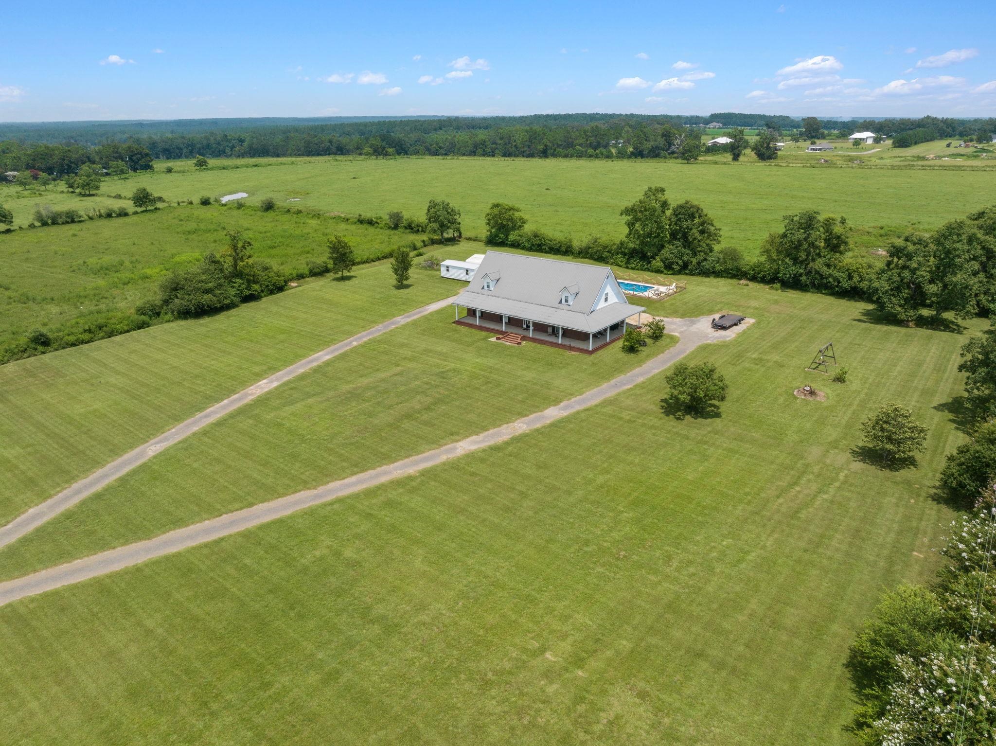 28660 Rose Run Road Robertsdale, AL 36567 - Photo 19 of 47