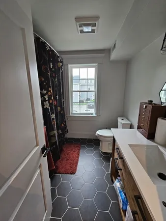 $3,950 | 106 Bridge Street, Unit 8, Salem, MA 01970