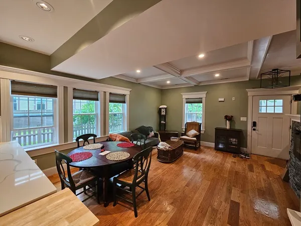 $3,950 | 106 Bridge Street, Unit 8, Salem, MA 01970