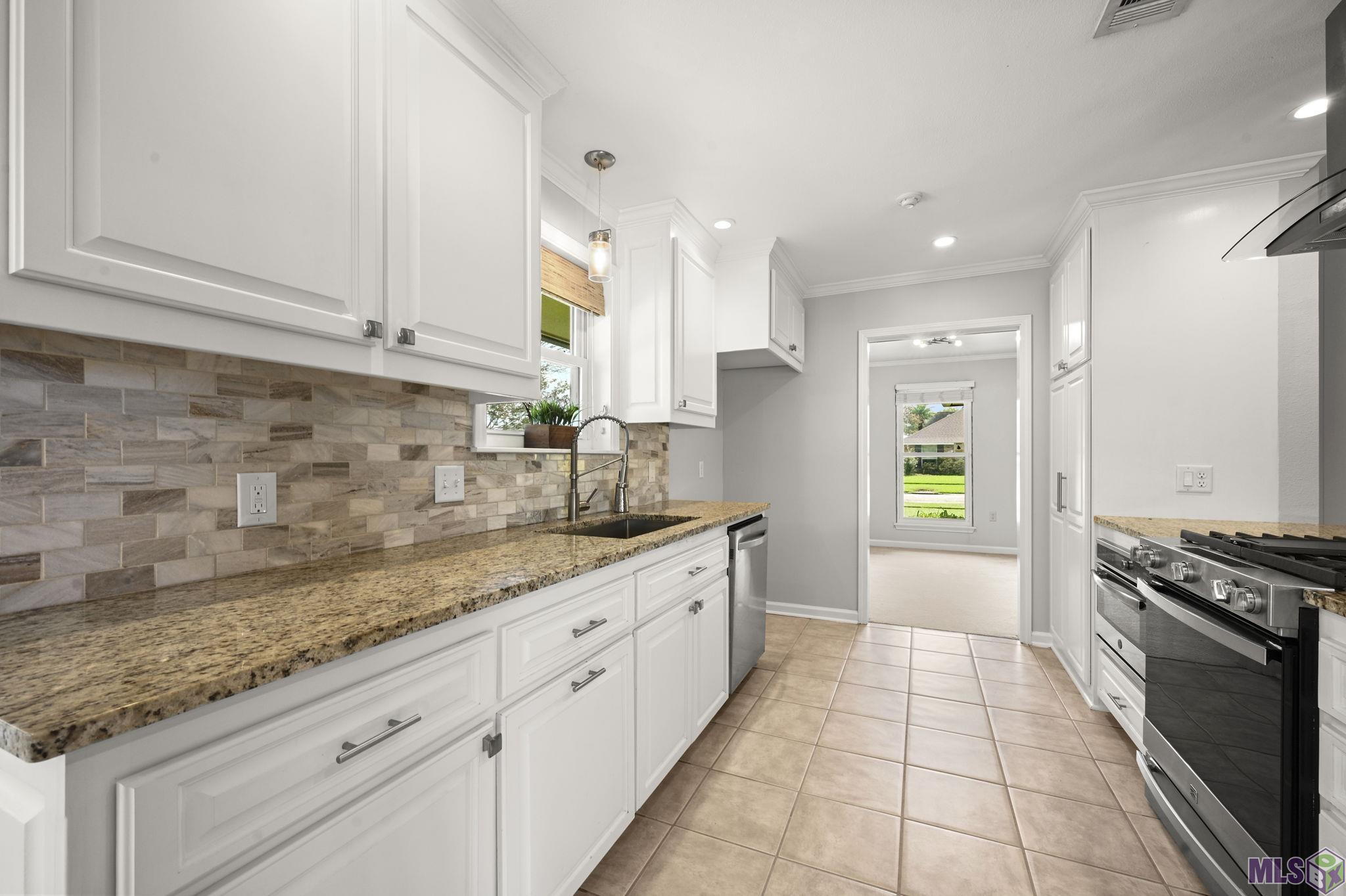 7726 Lew Hoad Avenue Baton Rouge, LA 70810 - Photo 12 of 36 Gallery Image 12