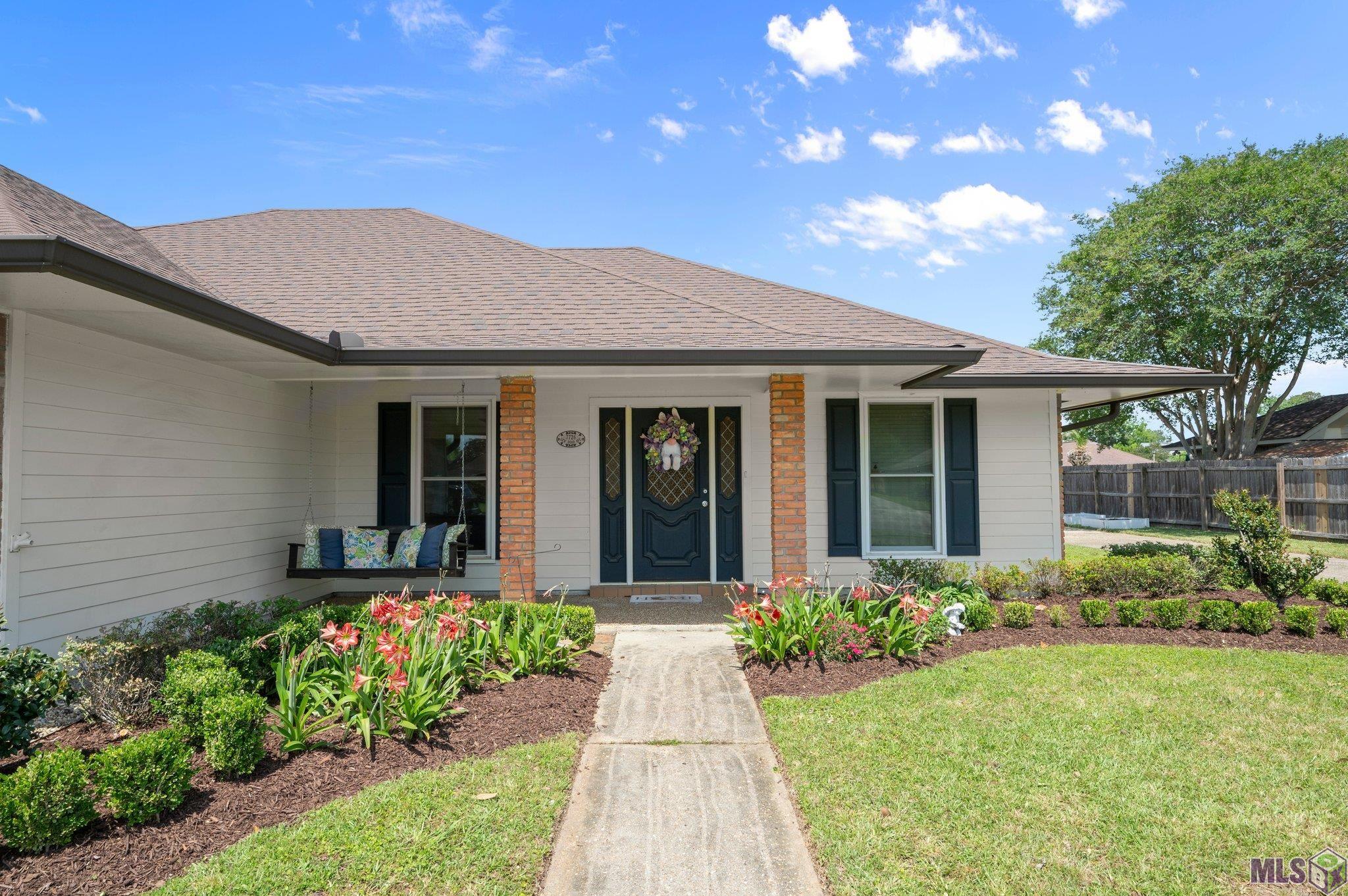 7726 Lew Hoad Avenue Baton Rouge, LA 70810 - Photo 2 of 36 Gallery Image 2