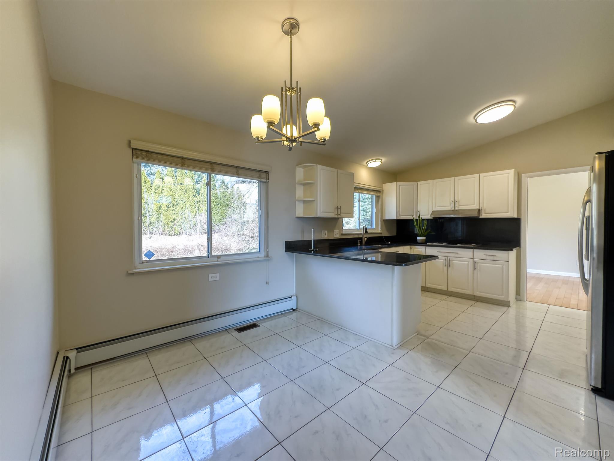 723 Foxhall Road Bloomfield Hills, MI 48304 - Photo 14 of 37 Gallery Image 14