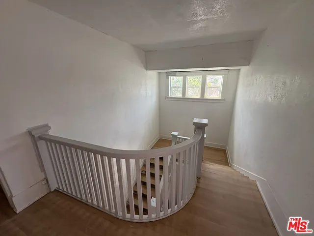 $1,599,000 | 2320 West 25th Street, Los Angeles, CA 90018