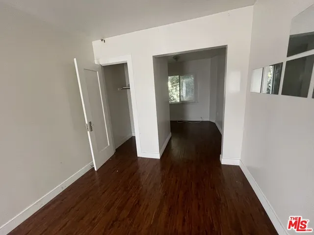 $1,599,000 | 2320 West 25th Street, Los Angeles, CA 90018