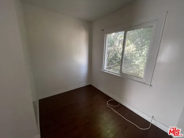 $1,599,000 | 2320 West 25th Street, Los Angeles, CA 90018