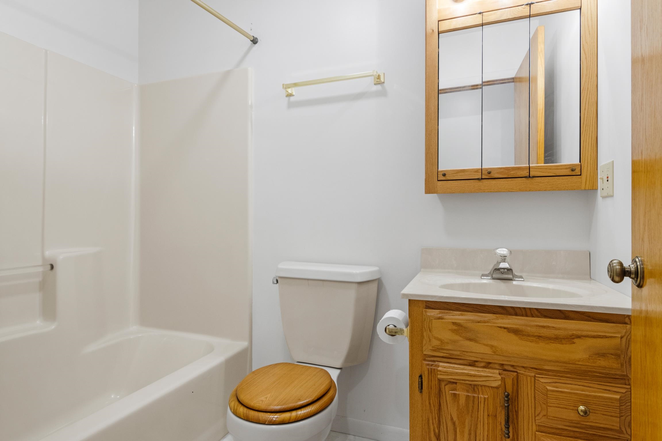 5481 Timberwyck Trail Interlochen, MI 49643 - Photo 19 of 32 1939831-d7587c41-82bb-4ae0-9fd1-f3e986b8d973.JPG