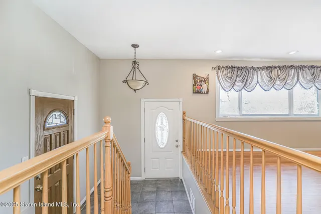 $879,000 | 141 North Pine Terrace | Annadale