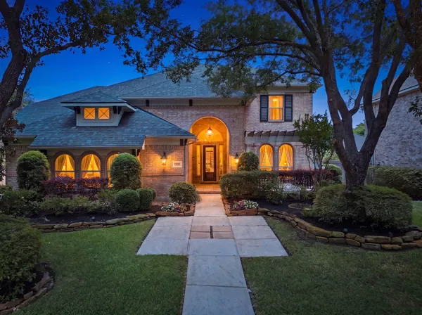$929,900 | 1310 Regal Green Court, Houston, TX 77345