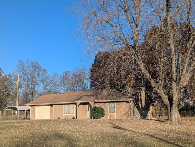 $250,000 | 22113 Fawn Drive, Peculiar, MO 64078