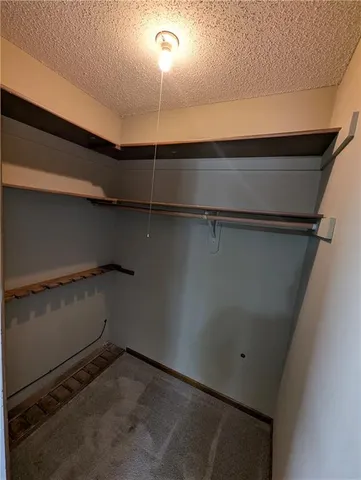 $250,000 | 22113 Fawn Drive, Peculiar, MO 64078