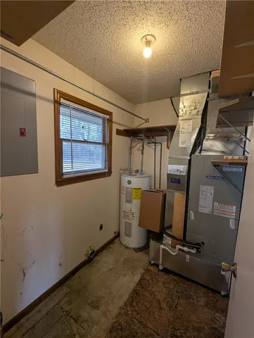 $250,000 | 22113 Fawn Drive, Peculiar, MO 64078