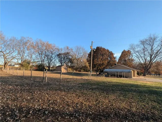 $250,000 | 22113 Fawn Drive, Peculiar, MO 64078