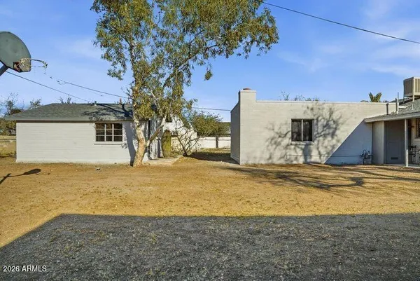 $207,500 | 214 Highway 177, Winkelman, AZ 85192