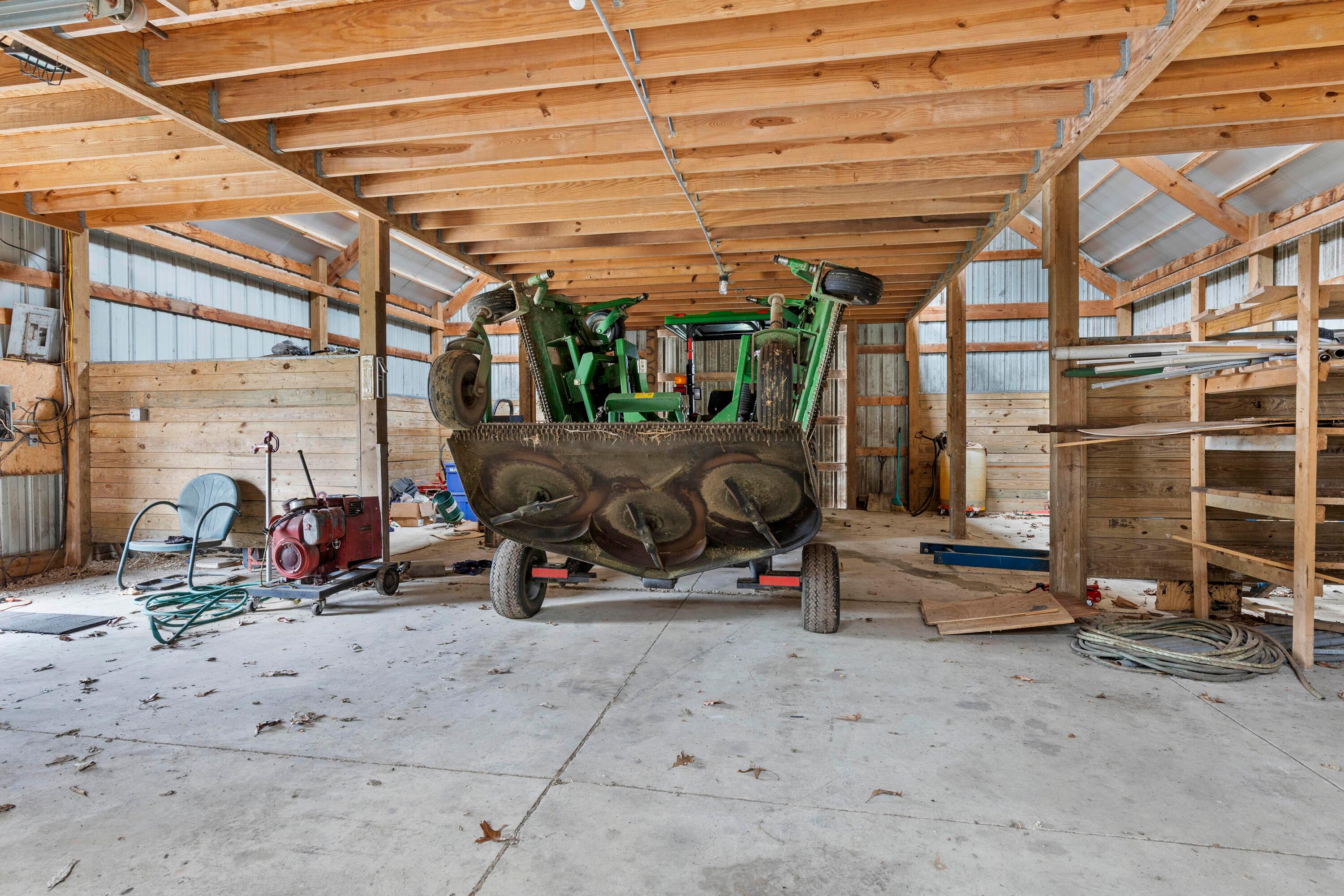 9525 Pringle-Benjamin Road London, OH 43140 - Photo 56 of 87 52. Horse Barn