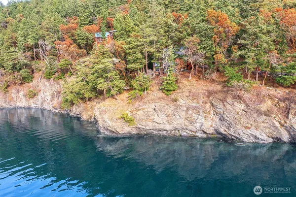 $1,900,000 | 599 Shore Drive, Orcas Island, WA 98245