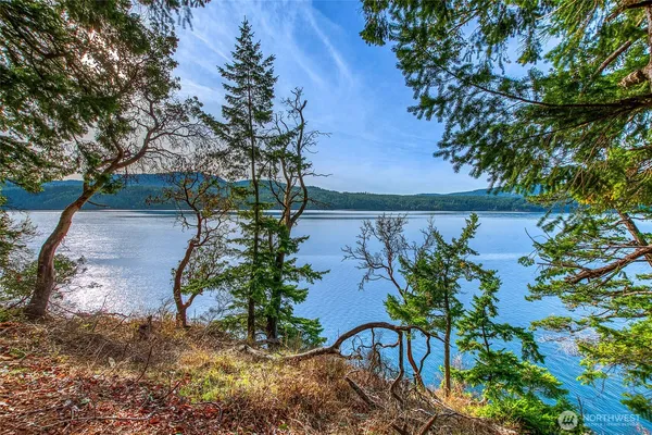 $1,900,000 | 599 Shore Drive, Orcas Island, WA 98245