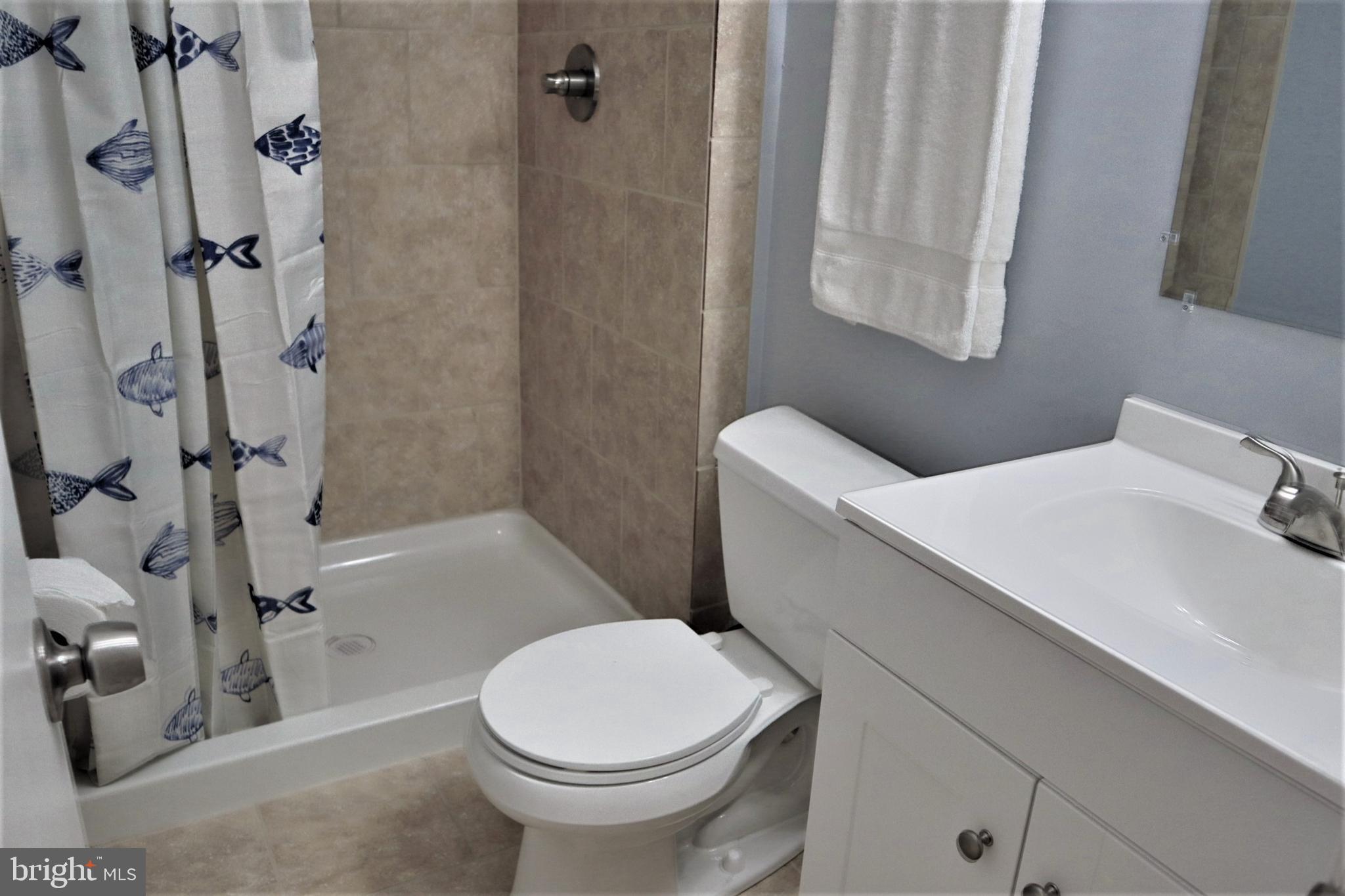 9079 Centerway Road Gaithersburg, MD 20879 - Photo 31 of 38 Lower level full bath