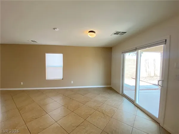 $2,290 | 6496 Robusta Court, Las Vegas, NV 89141