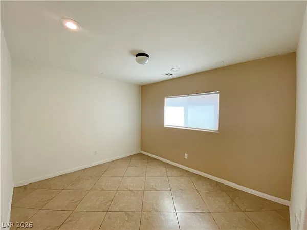 $2,290 | 6496 Robusta Court, Las Vegas, NV 89141
