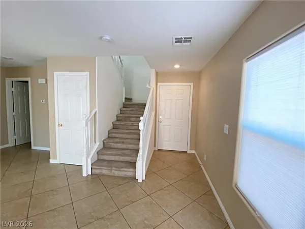 $2,290 | 6496 Robusta Court, Las Vegas, NV 89141