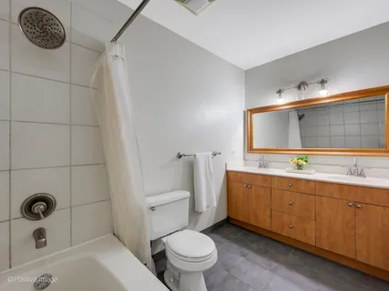 $430,000 | 520 West Huron Street, Unit 507, Chicago, IL 60654