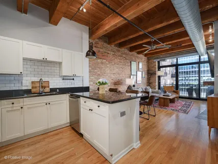 $430,000 | 520 West Huron Street, Unit 507, Chicago, IL 60654