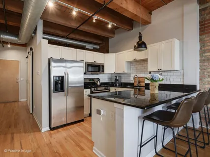 $430,000 | 520 West Huron Street, Unit 507, Chicago, IL 60654