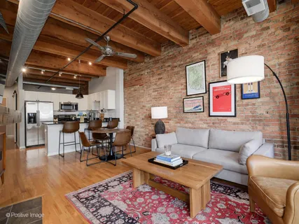 $430,000 | 520 West Huron Street, Unit 507, Chicago, IL 60654