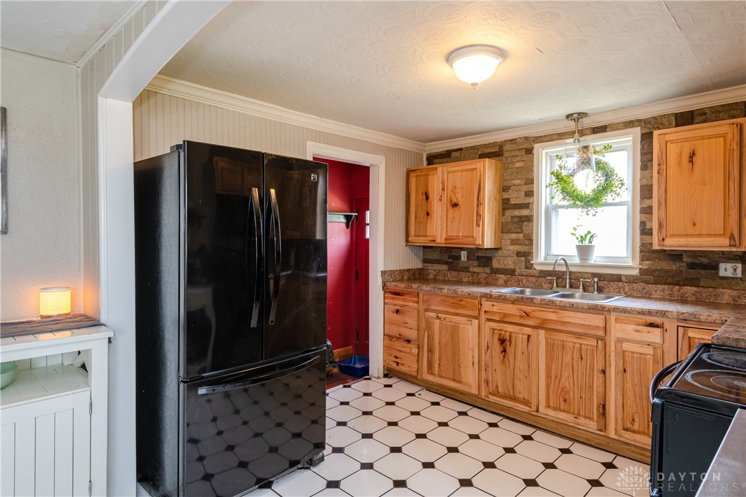1056 Hook Road Xenia, OH 45385 - Photo 11 of 31 Gallery Image 11