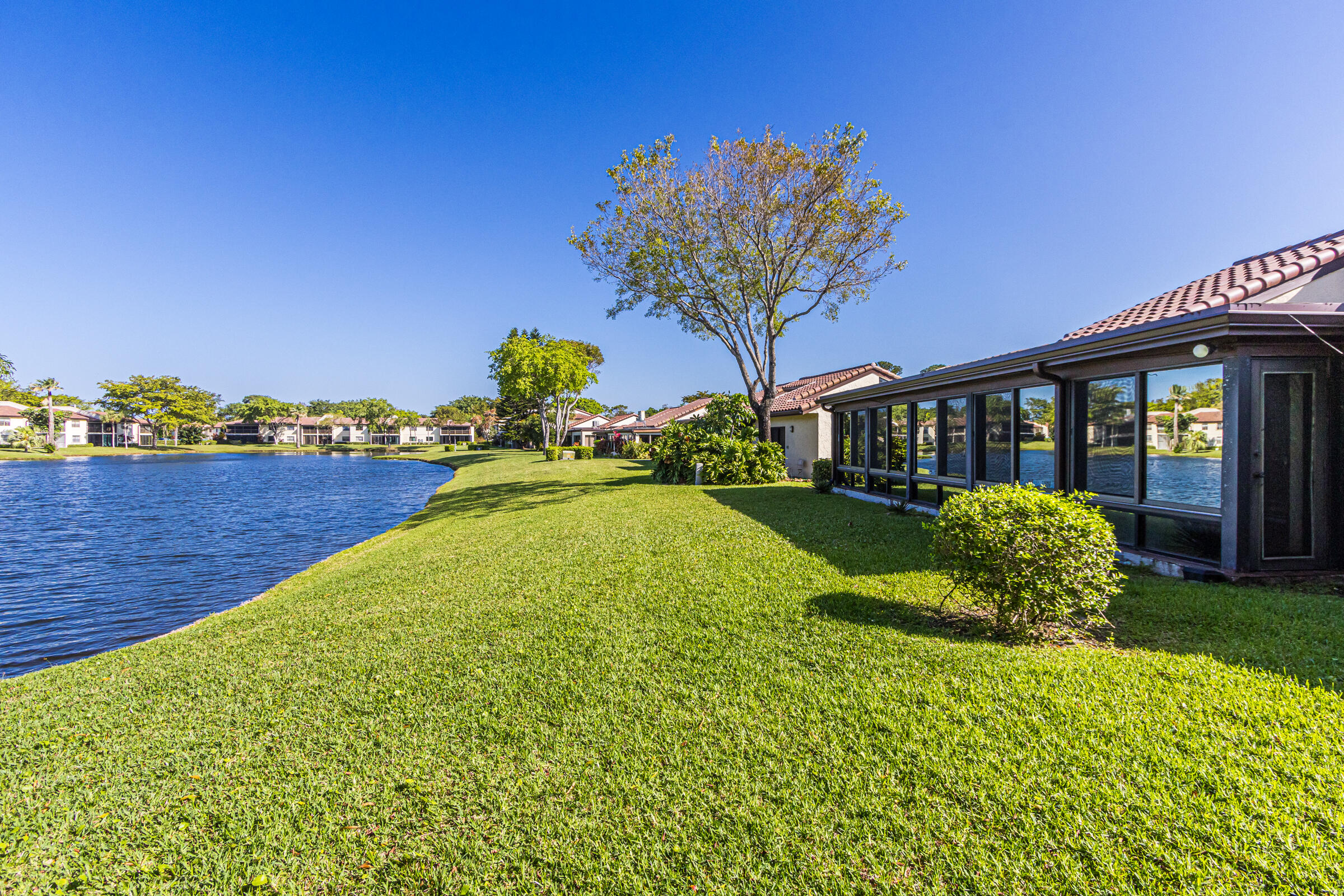 21911 Arriba Real, Unit 15B Boca Raton, FL 33433 - Photo 5 of 27 21911-17