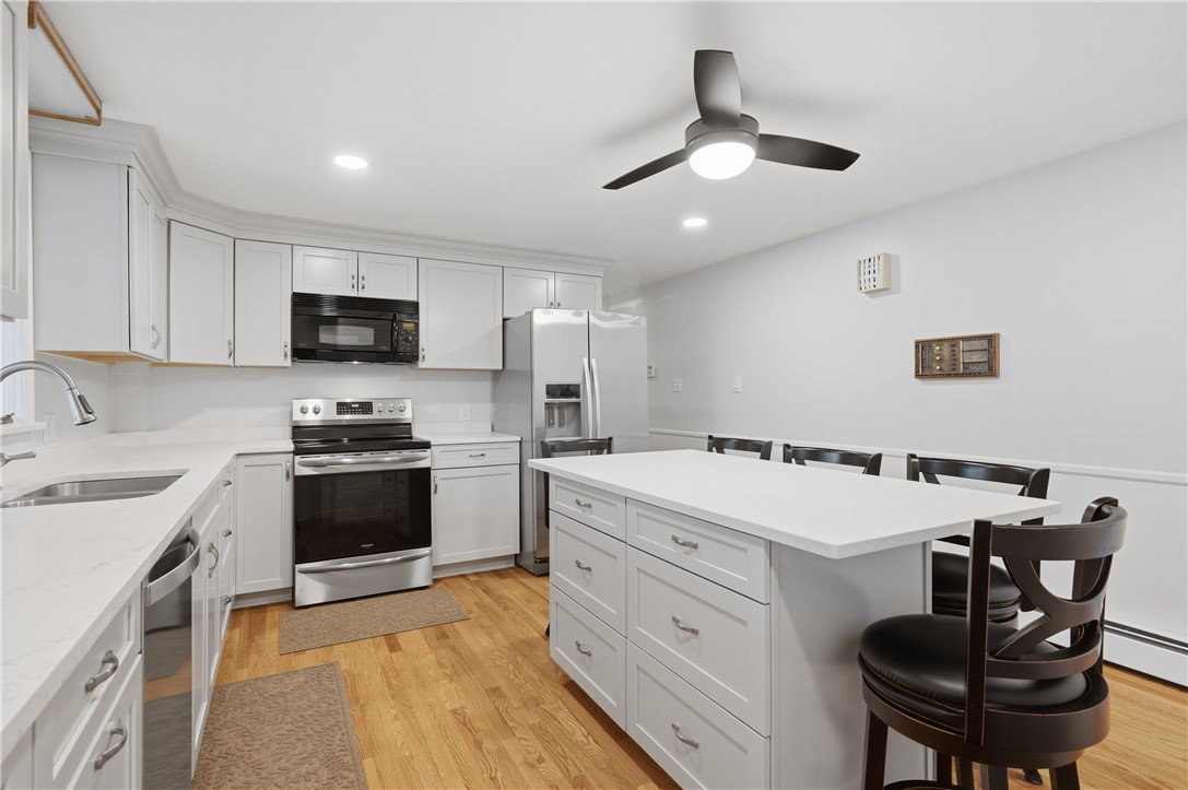 16 Old Simmonsville Road Johnston, RI 02919 - Photo 13 of 37