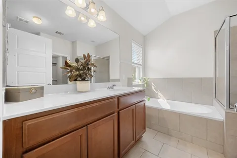 $2,100 | 5501 Bradford Pear Lane, Austin, TX 78744