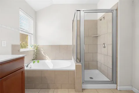 $2,100 | 5501 Bradford Pear Lane, Austin, TX 78744