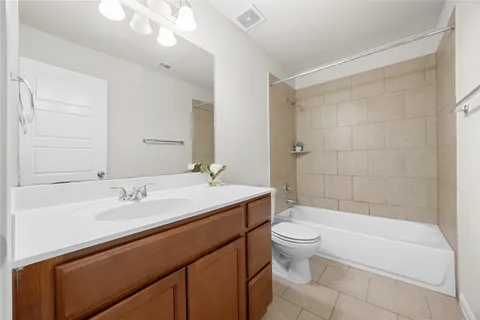 $2,100 | 5501 Bradford Pear Lane, Austin, TX 78744