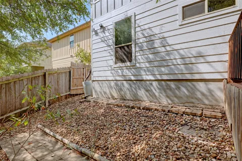 $2,100 | 5501 Bradford Pear Lane, Austin, TX 78744