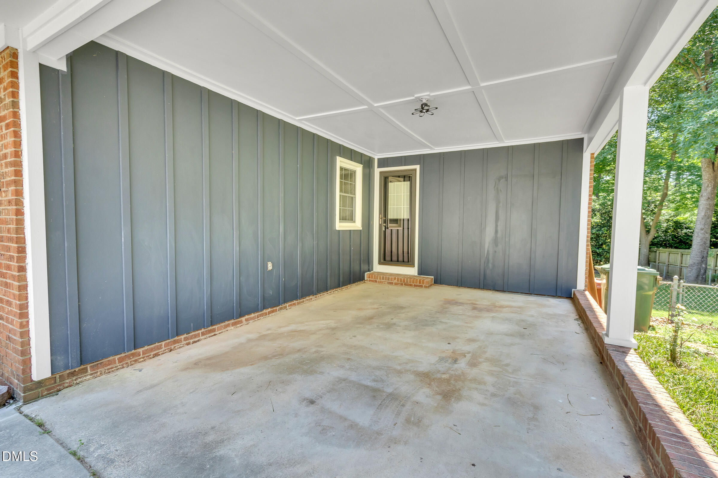 610 Southeast Maynard Road Cary, NC 27511 - Photo 4 of 26 DSC00555