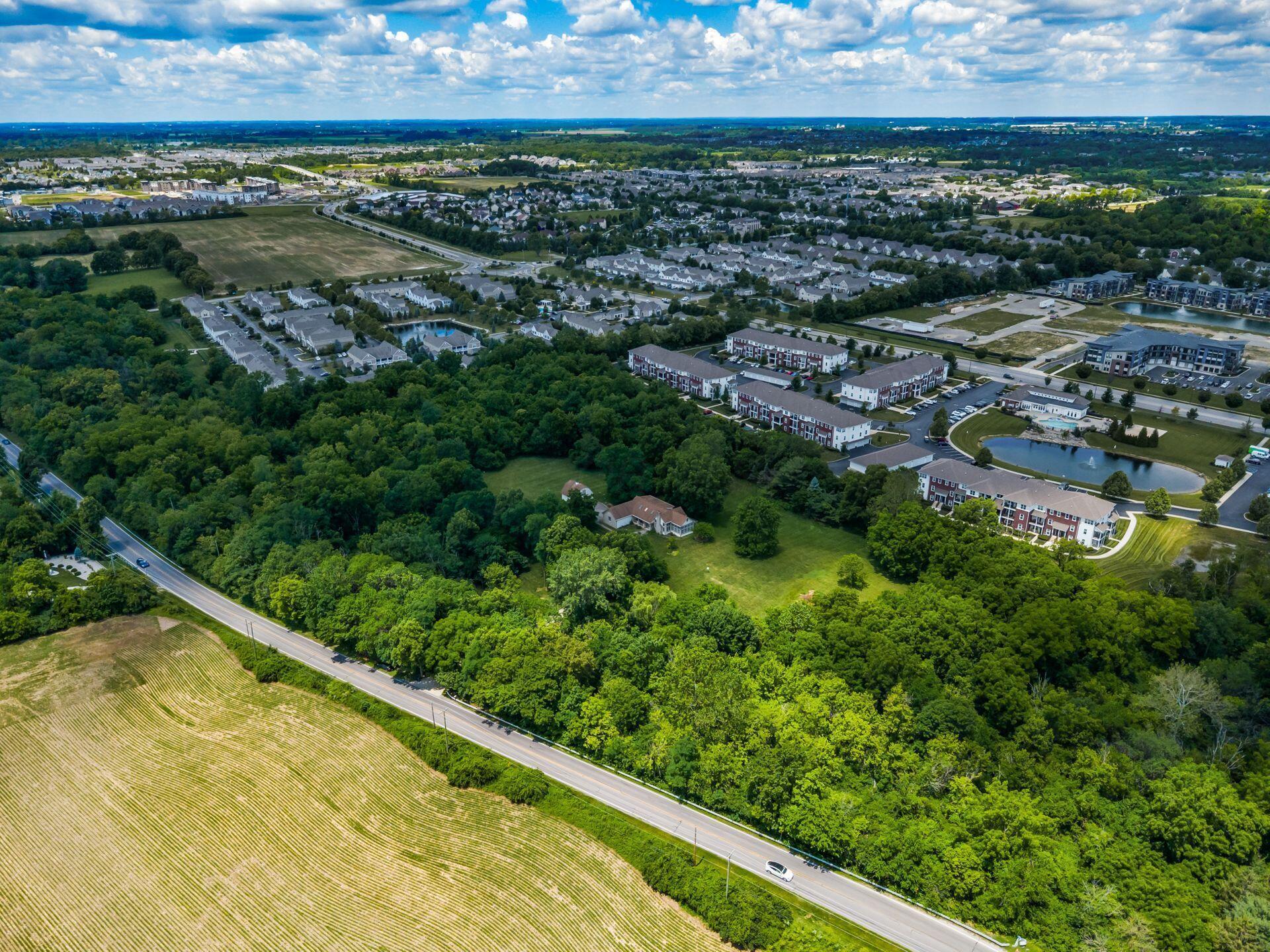 5236 Hayden Run Road Hilliard, OH 43016 - Photo 9 of 21 011_36 Hayden Run Drone 005-2