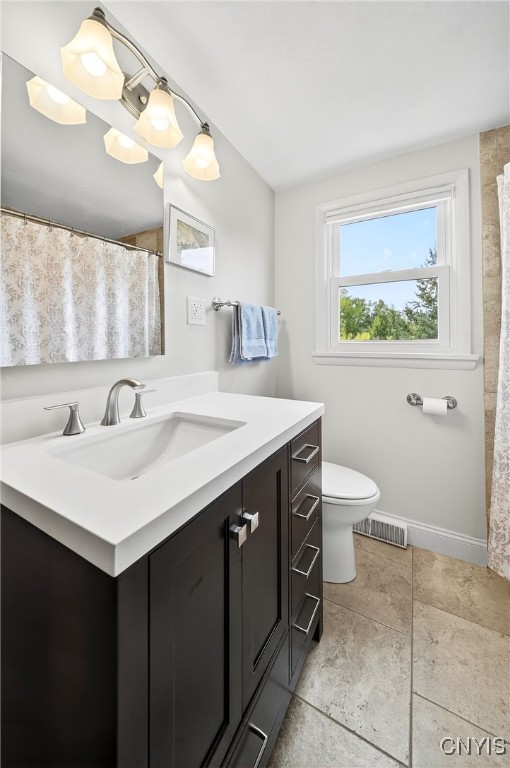 104 Clark Road Fayetteville, NY 13066 - Photo 10 of 40 First floor full bathroom