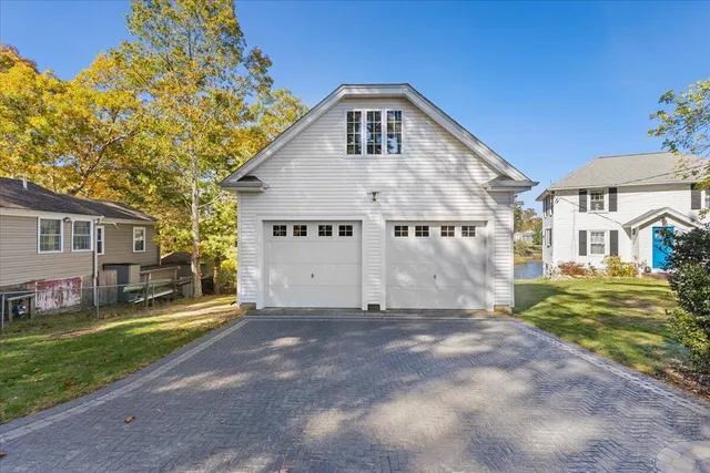 $769,900 | 6 Allen Avenue, Wareham, MA 02571