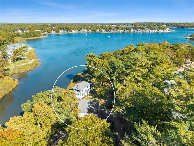 $769,900 | 6 Allen Avenue, Wareham, MA 02571