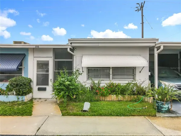 $88,000 | 250 Rosery Road Northwest, Unit 202, Largo, FL 33770
