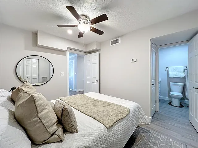 $93,900 | 250 Rosery Road Northwest, Unit 202, Largo, FL 33770