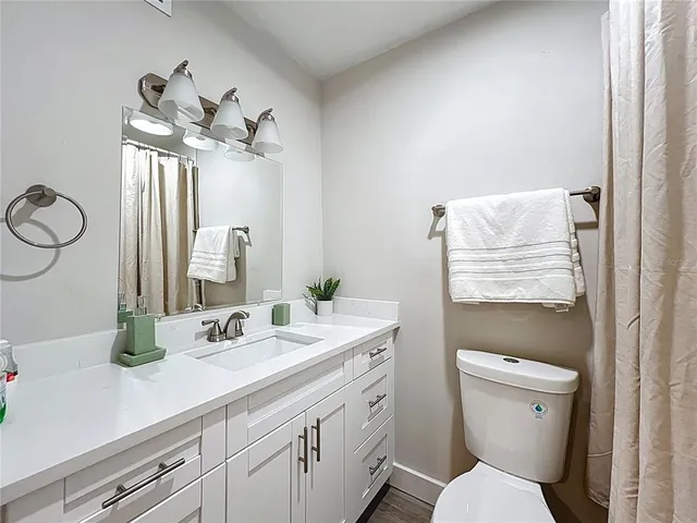 $93,900 | 250 Rosery Road Northwest, Unit 202, Largo, FL 33770