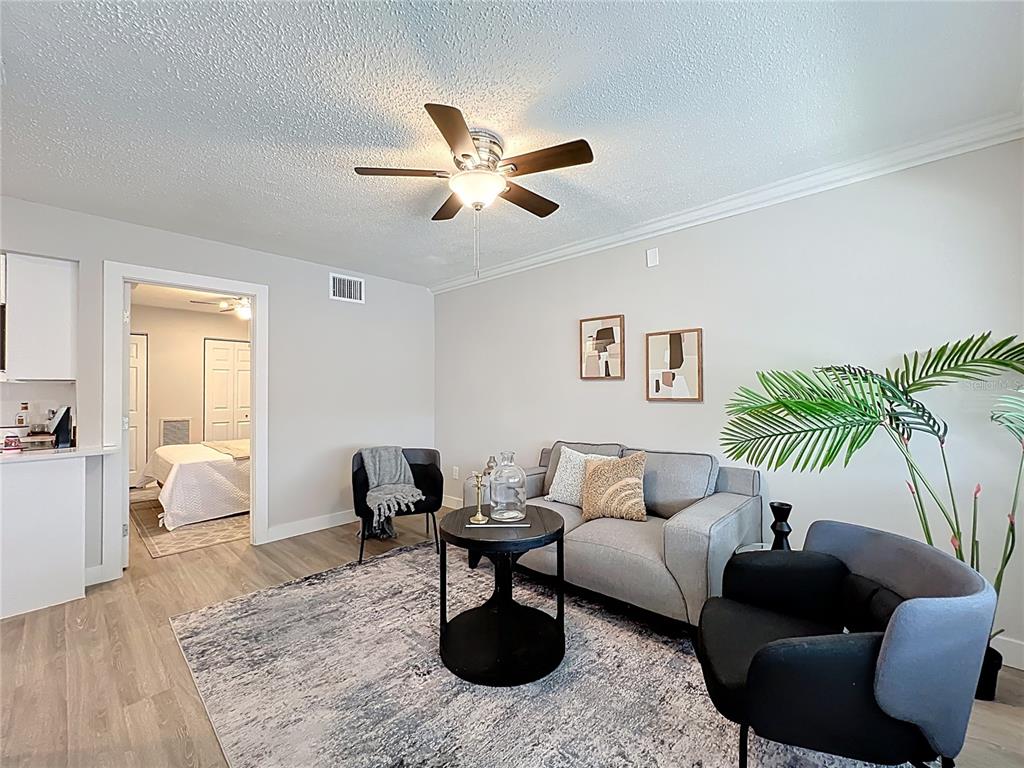 250 Rosery Road Northwest, Unit 202 Largo, FL 33770 - Photo 3 of 20