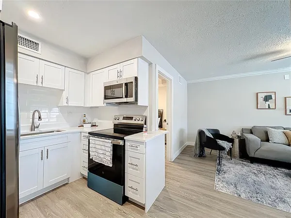 $88,000 | 250 Rosery Road Northwest, Unit 202, Largo, FL 33770