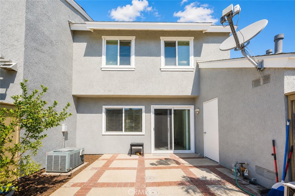 47 Fox, Unit 27 Irvine, CA 92614 - Photo 24 of 32