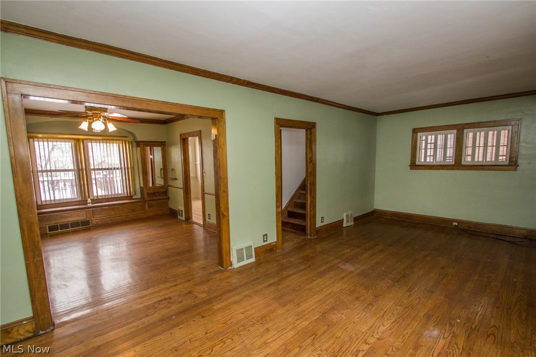 860 Clarence Road Cleveland Heights, OH 44121 - Photo 10 of 28 Gallery Image 10