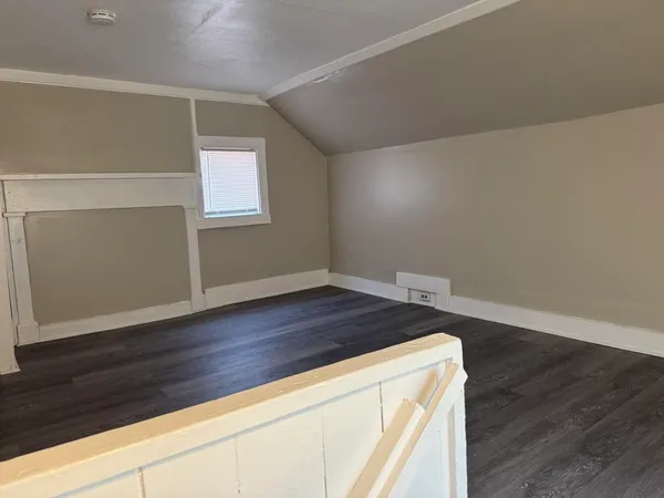 a view of utility room