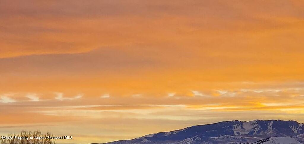 29 Stag Court New Castle, CO 81647 - Photo 13 of 18 Paul sunset